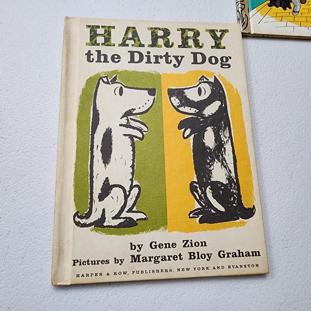Vintage Books Lot, Little Golden Book, Harry The Dirty Dog, Corduroy - Picture 3 of 10